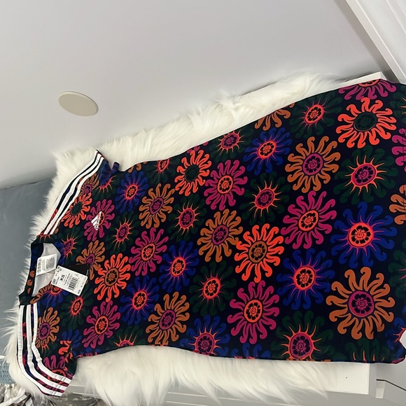 Adidas - Picture 5 of 5